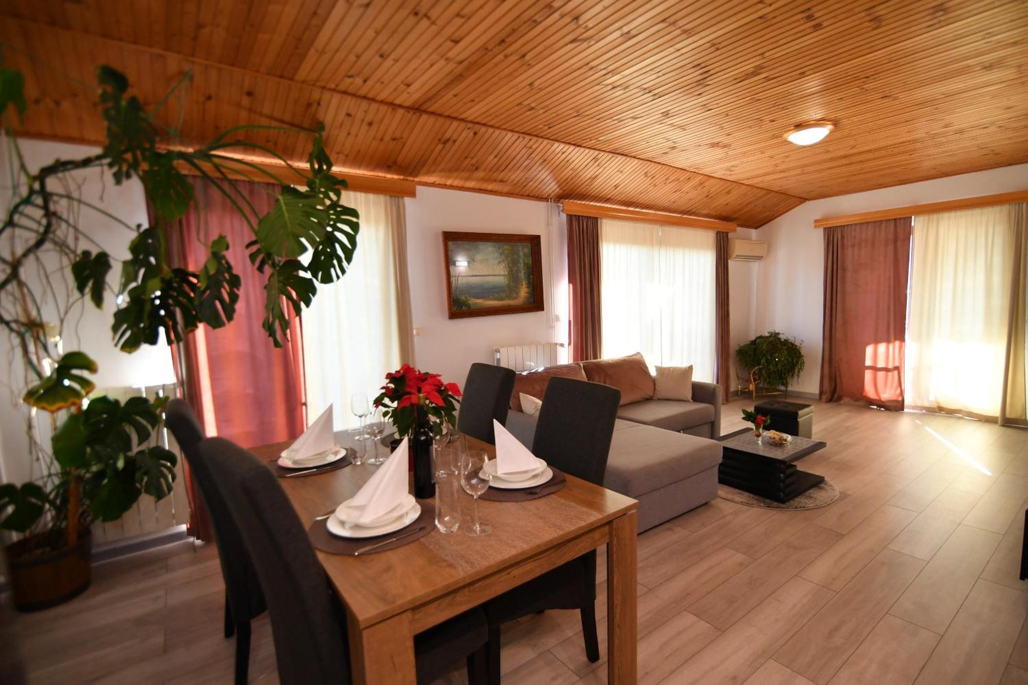 Apartment Peric