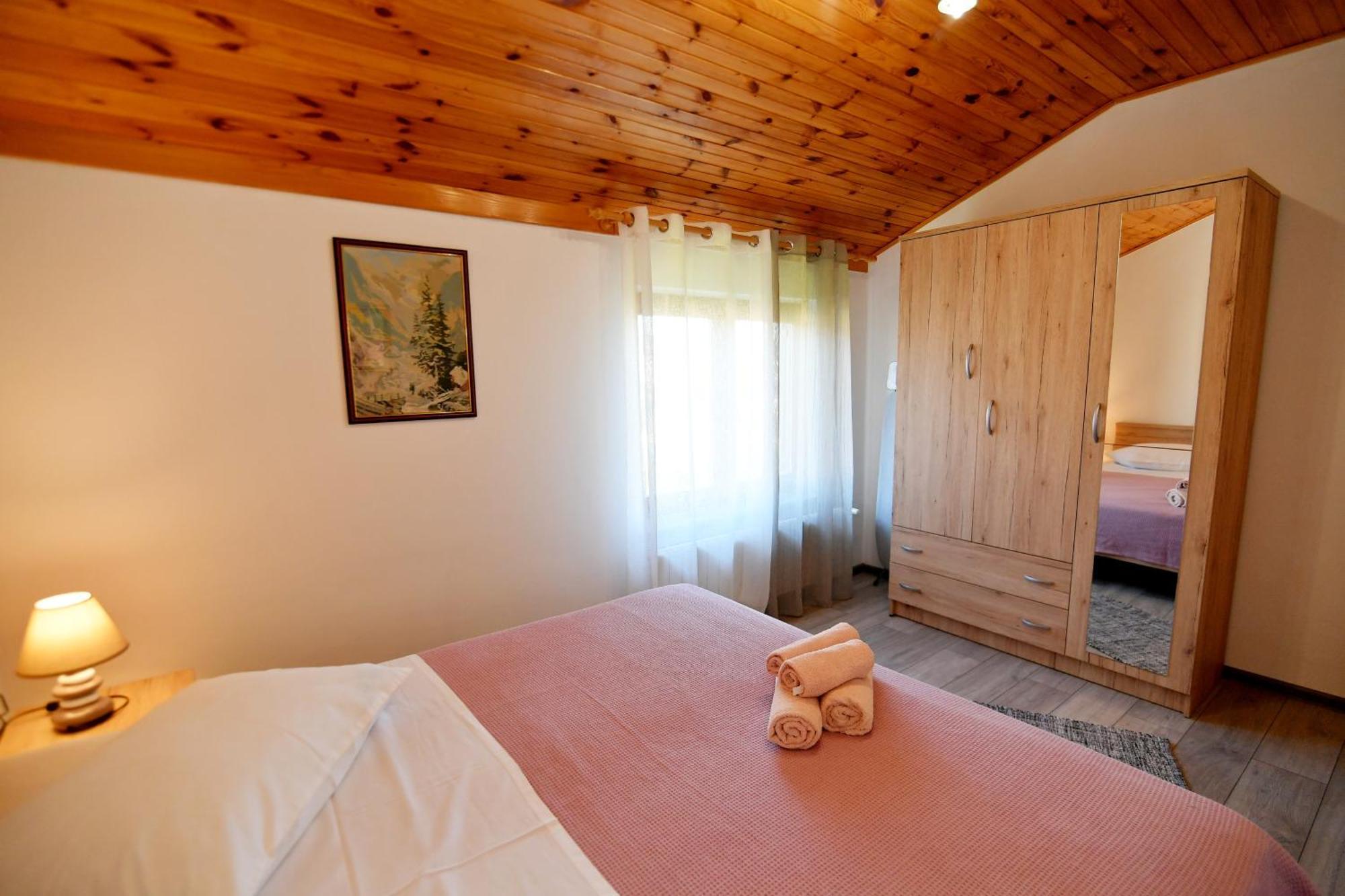 Peric Apartment *