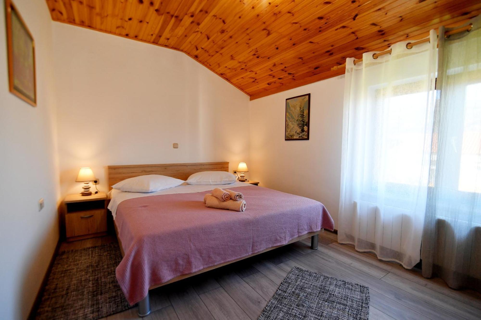 Peric * Opatija