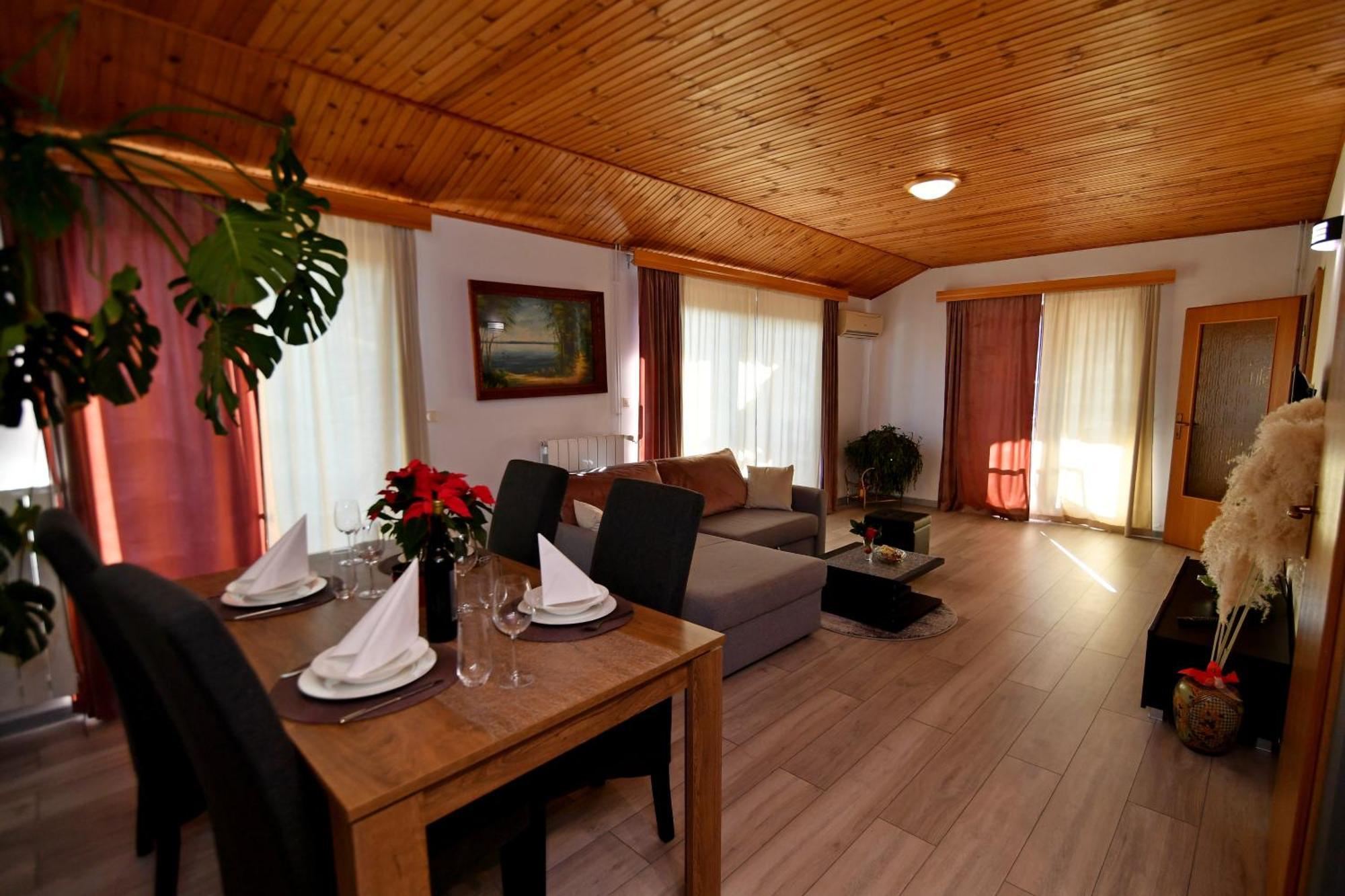 Apartment Peric *